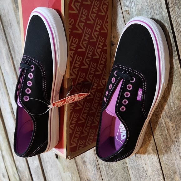 Vans Authentic Clear Eyelets Black/Rdntoechd Skate Shoe 8.5 Men US 10.0 3038 NEW - Picture 2 of 5